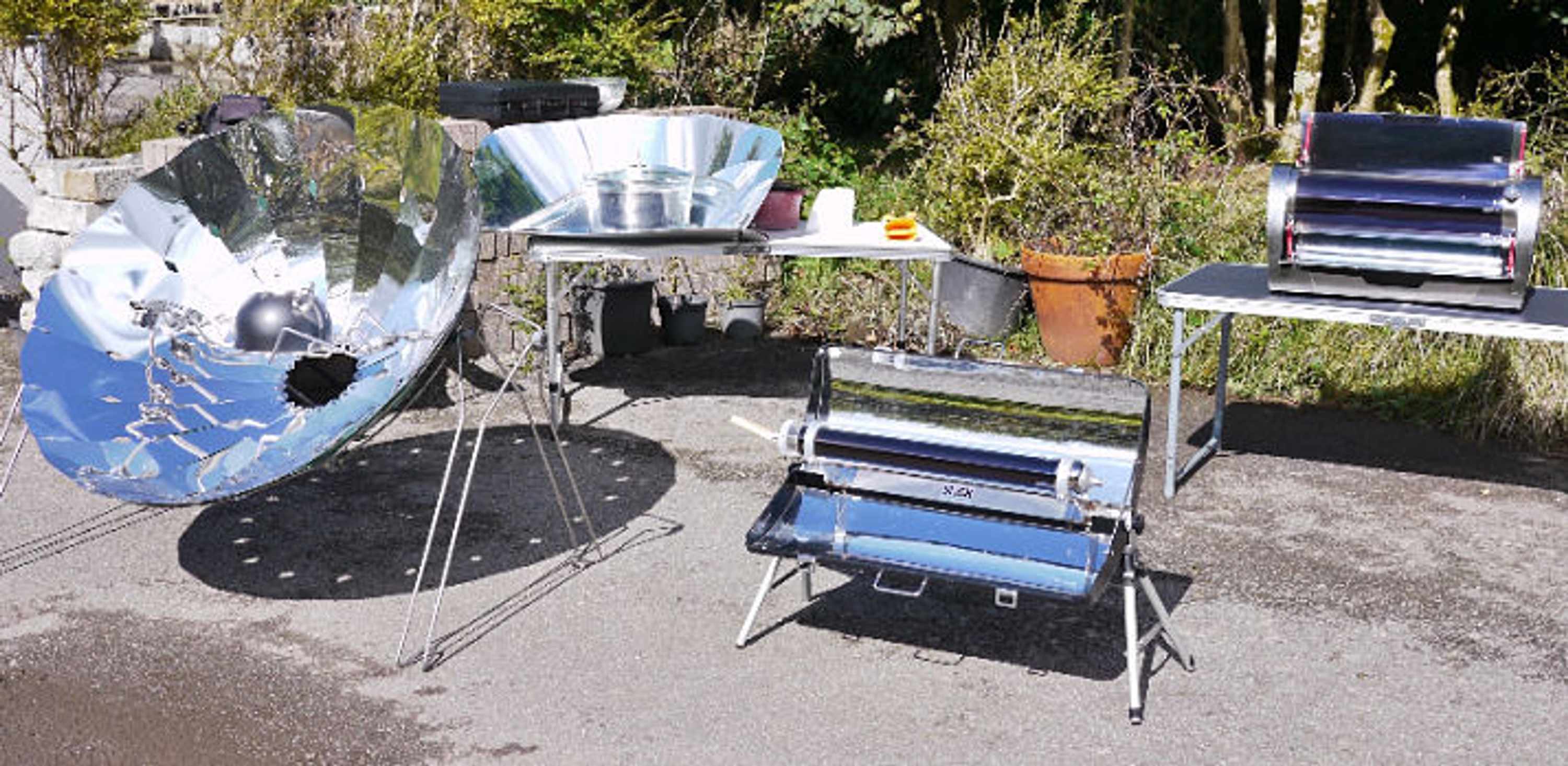 Menagerie of solar cookers